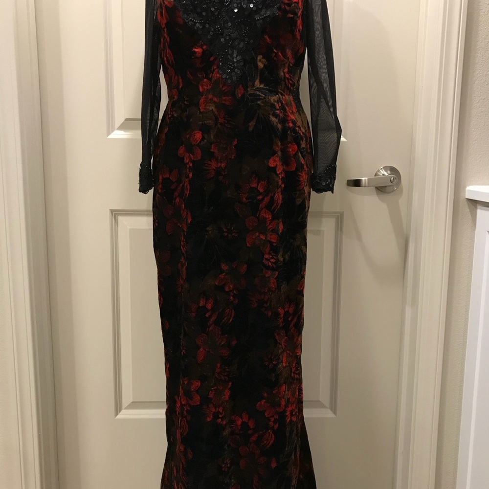 Chic Long Sleeve Floral Dress